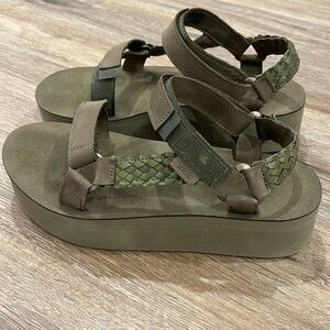 New Teva platform sandals